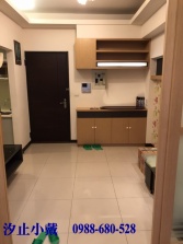 汐止房屋 住商汐止房屋 0975-209886提供,台北縣汐止市合康晶站售電梯大樓488萬