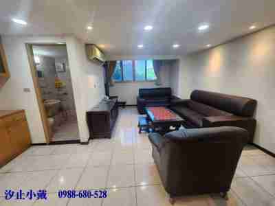 租新北市汐止區建成路 高巢家庭Me時代5房車位出租電梯大樓3.4萬