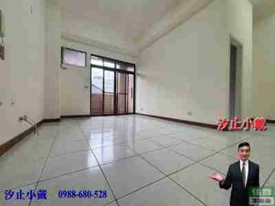 售近南港~東方大鎮工業宅3房~汐止小戴電梯大樓1,088萬